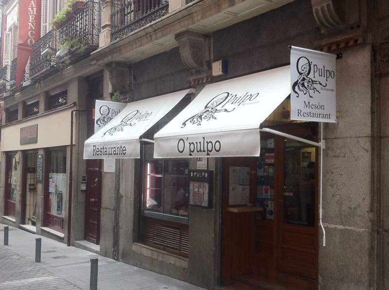 Instalación de toldos a medida en Villaverde
